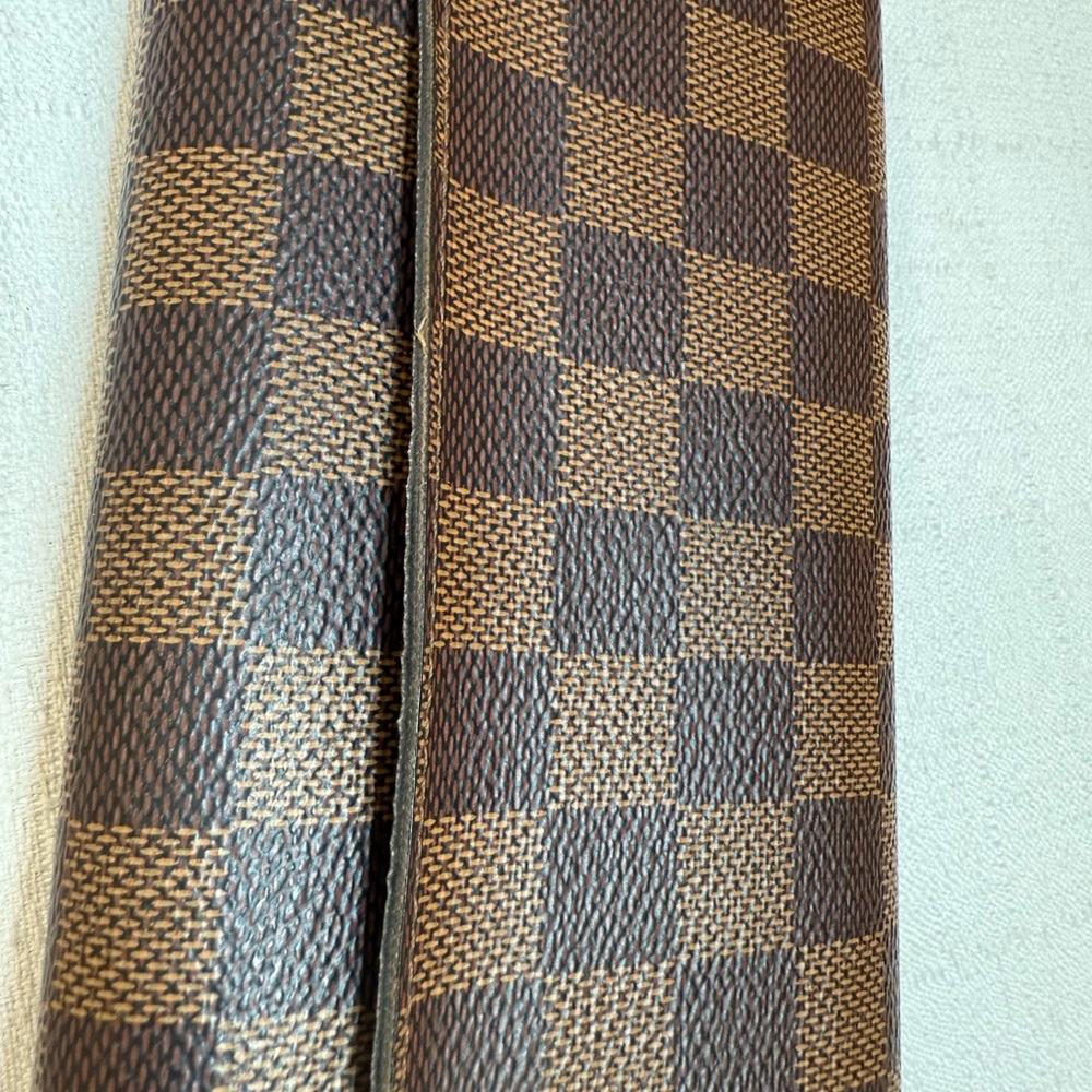 Louis Vuitton Sarah Wallet Damier Ebene Canvas Made in France (Monogrammed A.T.) - Picture 6 of 13